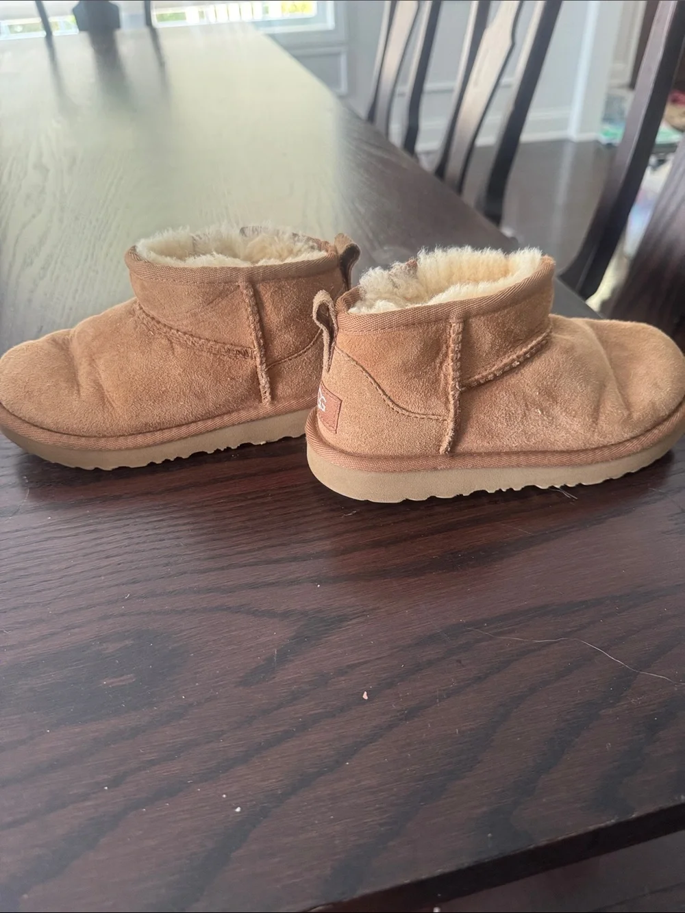 UGG Kids Chestnut Suede Shearling-Lined Boots